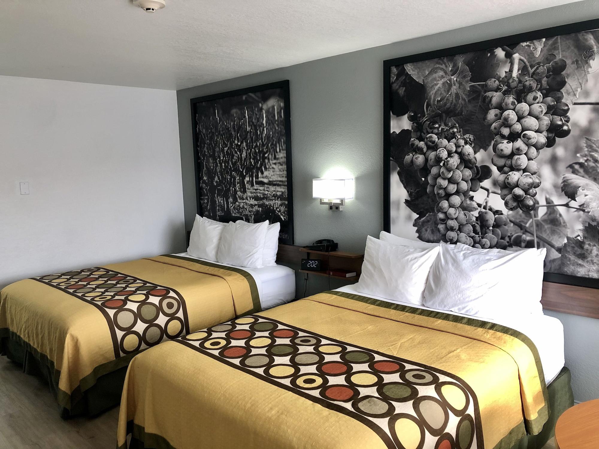 Super 8 By Wyndham Fort Bragg Buitenkant foto