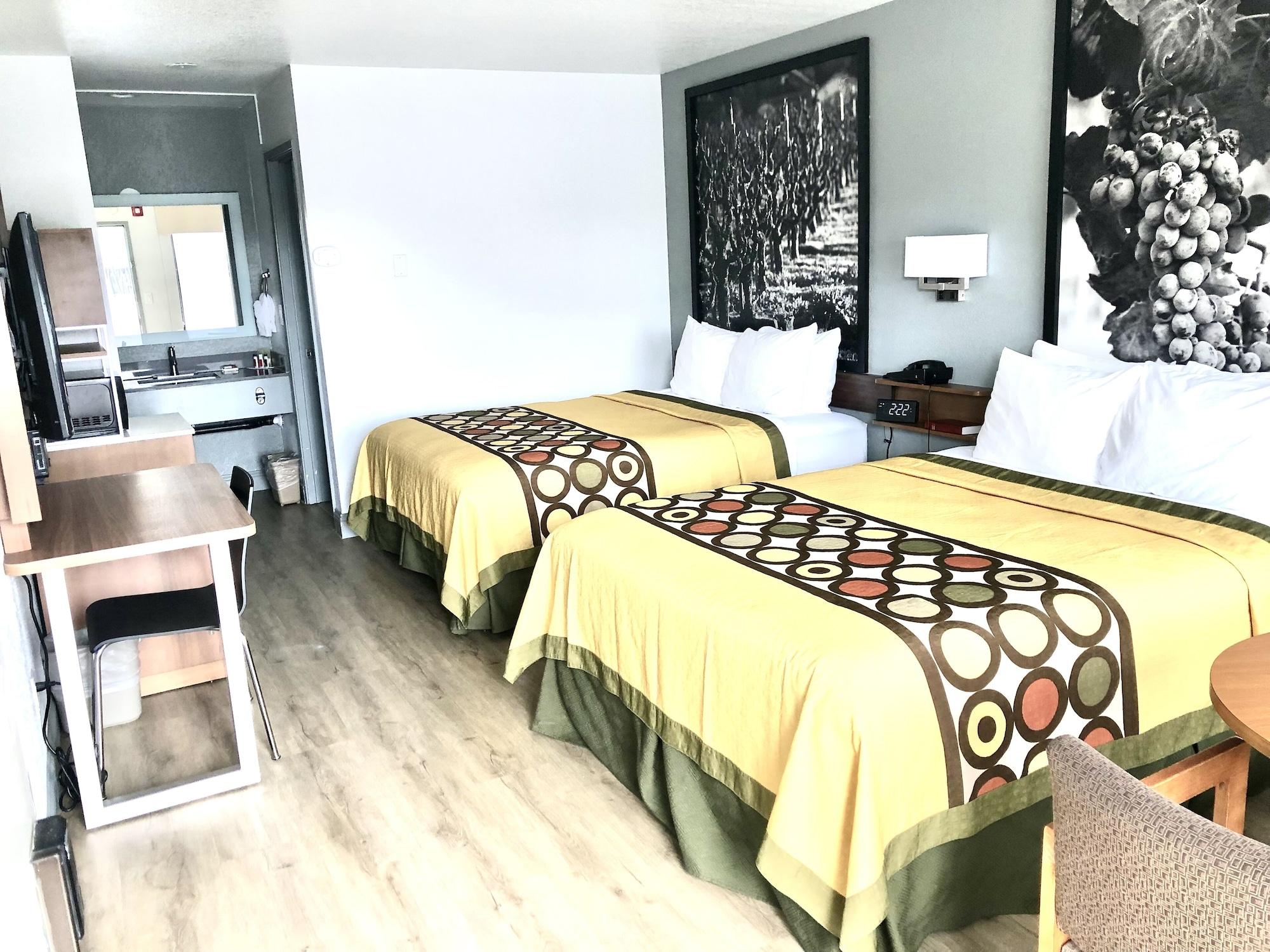 Super 8 By Wyndham Fort Bragg Buitenkant foto