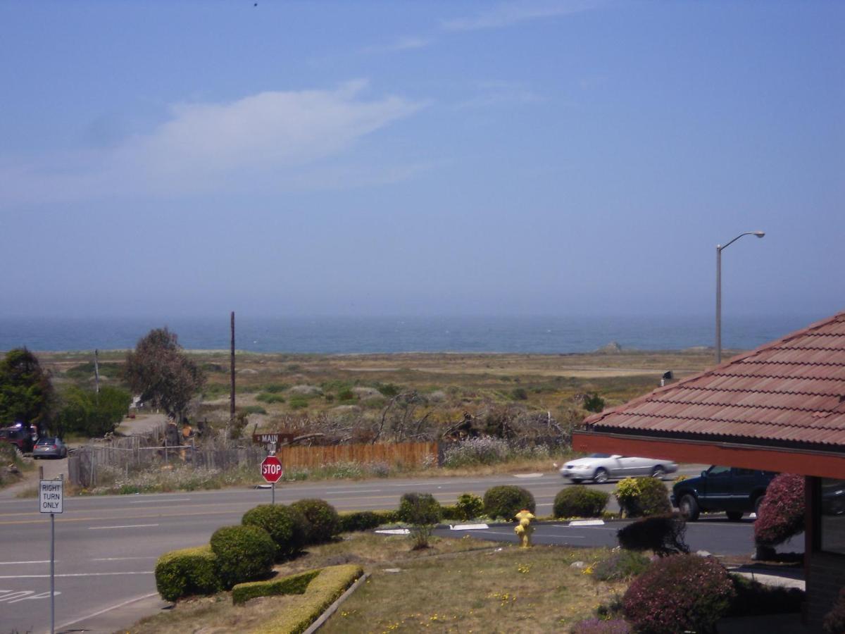 Super 8 By Wyndham Fort Bragg Buitenkant foto